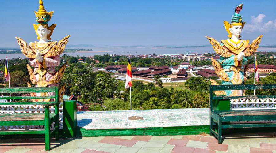 Onze autoverhuurservices bieden een gevarieerde selectie van voertuigen in Mawlamyine.